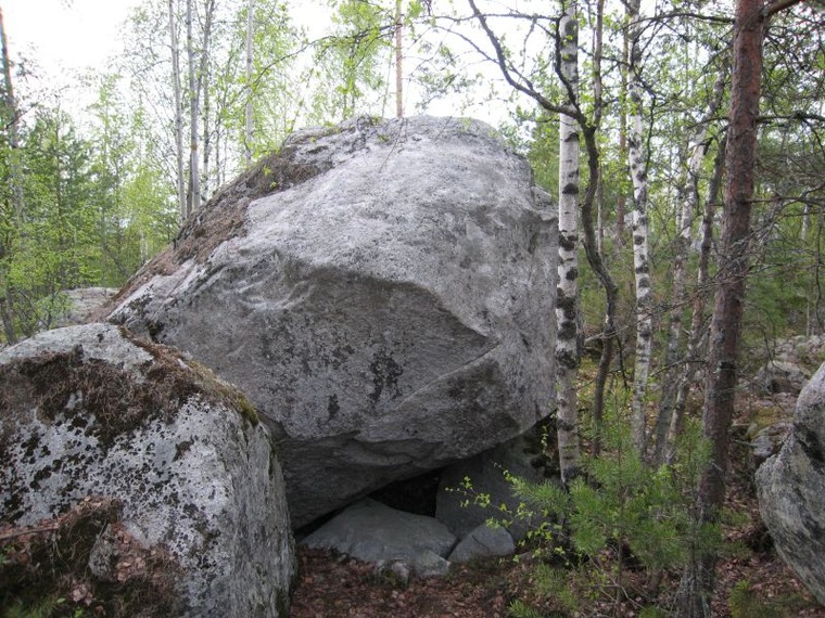 Pikkusuon kivet