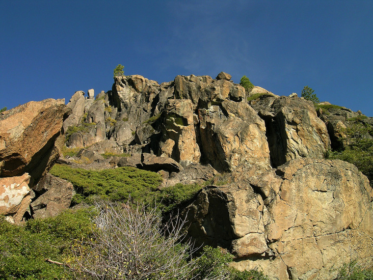 Chipmunk Bluff Sunset Boulders