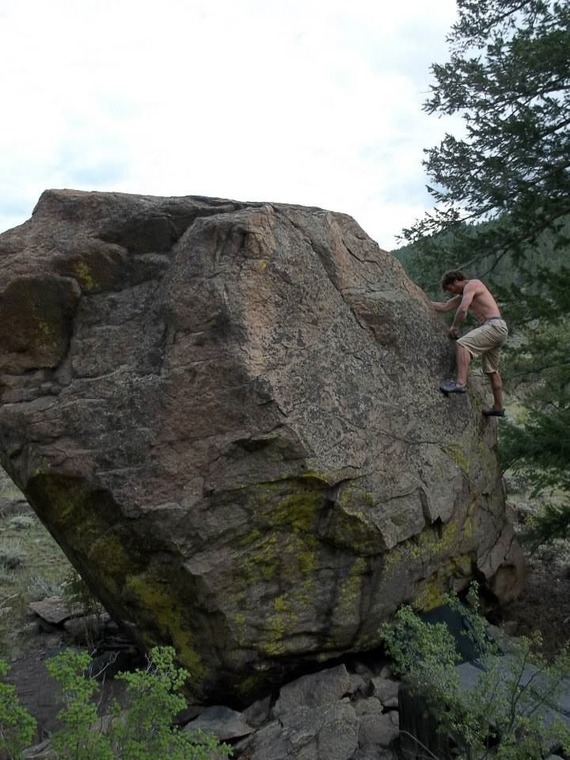 Stealth boulder