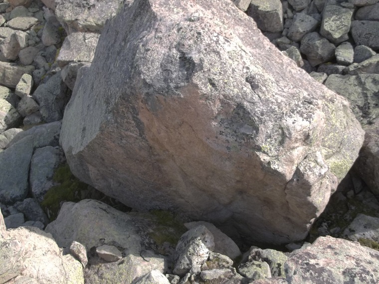 Highball boulder
