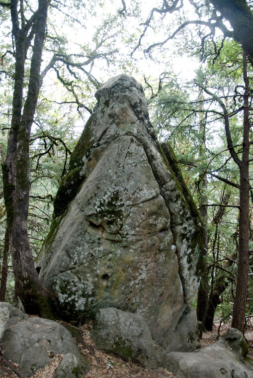 Pyramid boulder