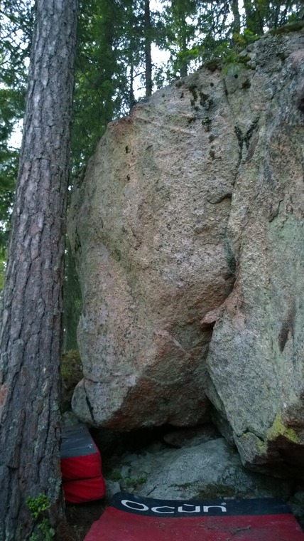 3 kivestä -kivi