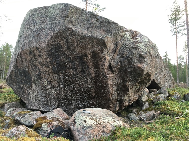 Tapionkylän kivi