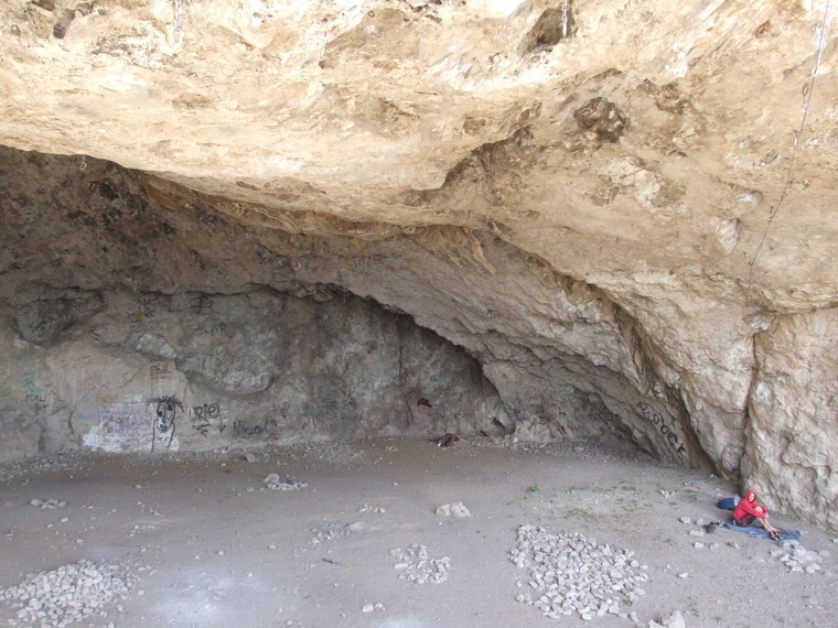 La cueva del arenal