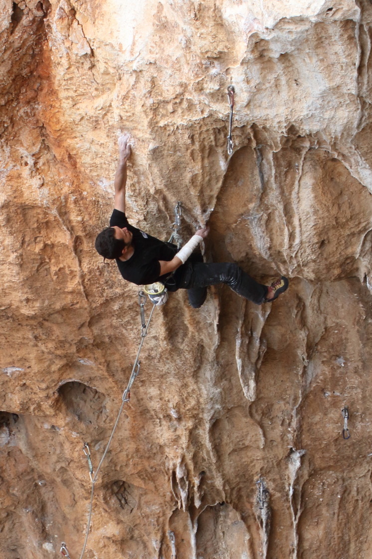 Climbing in Athens Full Info and Topos