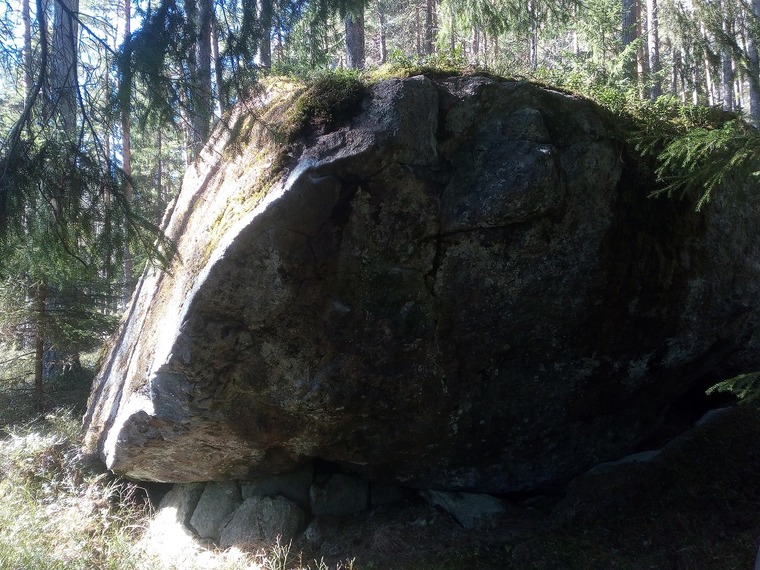 Stenen vid stigen