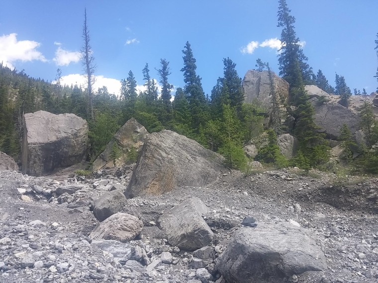 Creekside Boulders