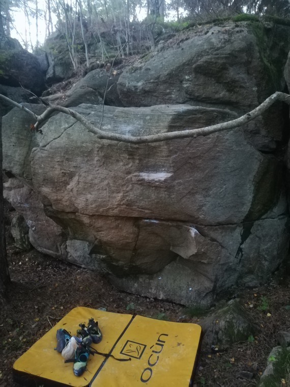 Gärdsås - boulder