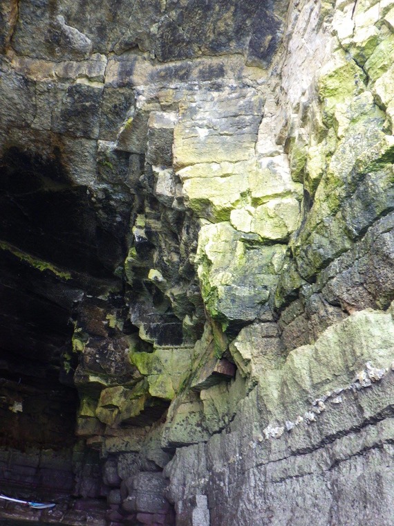 Thornwick bay cave