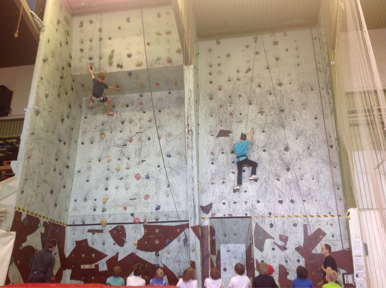 Indoor climbing wall