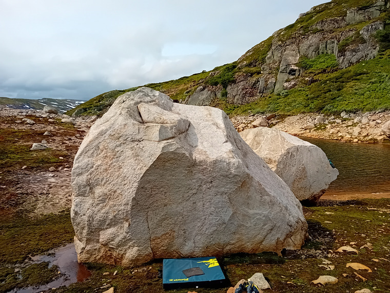 Three nice boulders