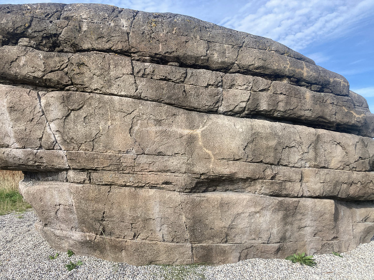 Feldballe boulder