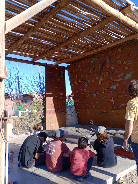 Andeslimite local climbers