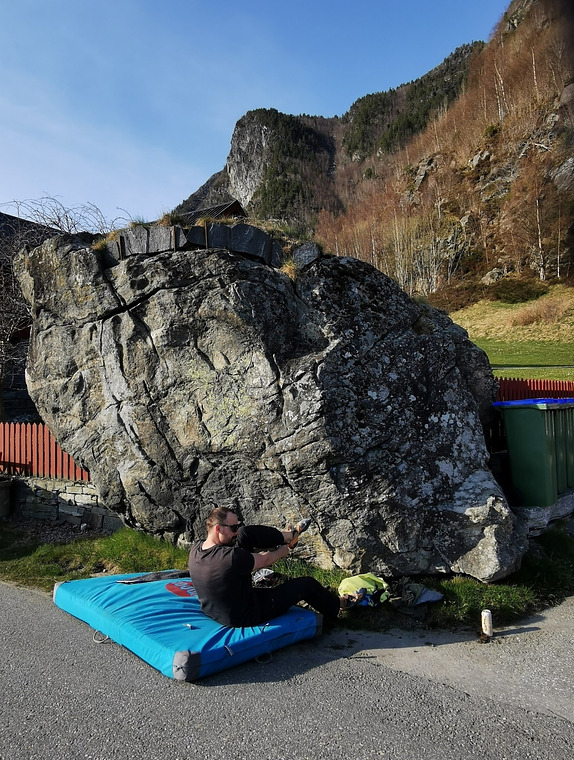 Grevsnessteinen